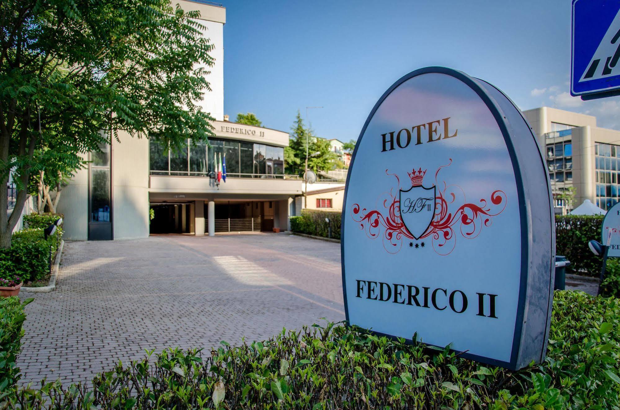 Hotel Federico II Л'Аквіла Екстер'єр фото